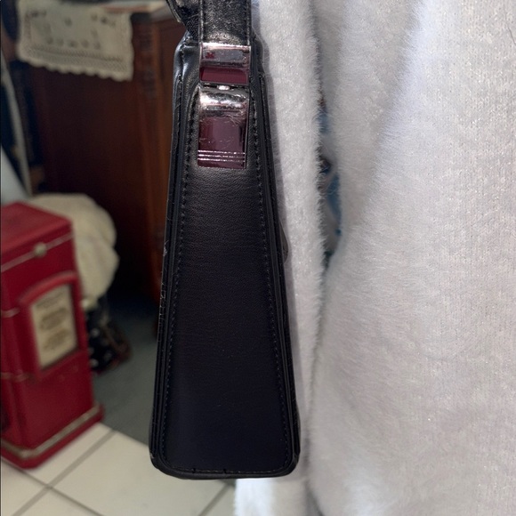 Gogo vegan Leather satchel shoulder bag black gunmetal hardware retro 3 Comp - Picture 5 of 17